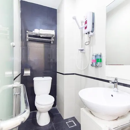 Super Oyo 331 I Boutique Hotel Petaling Jaya Exterior photo