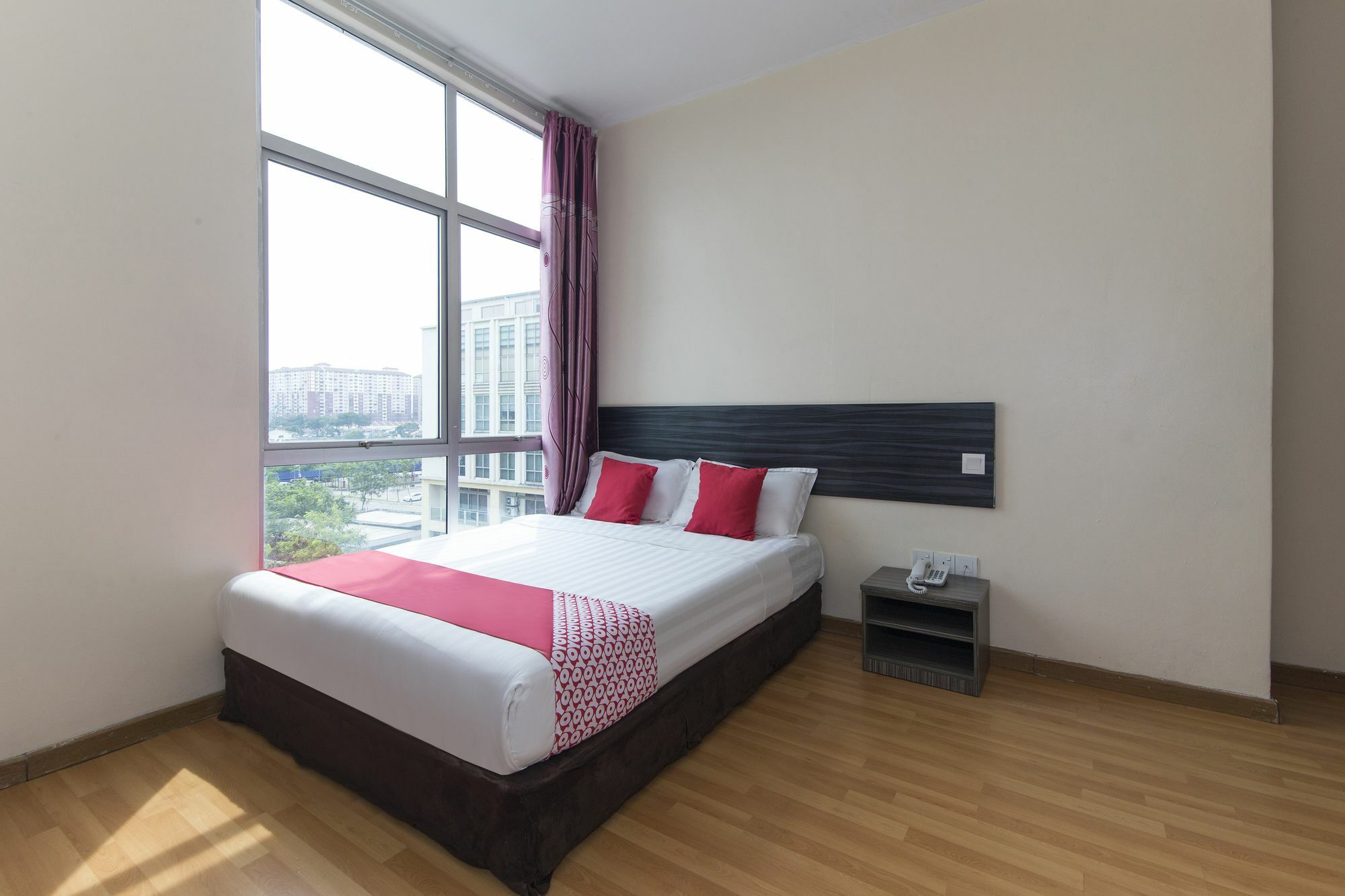 Super Oyo 331 I Boutique